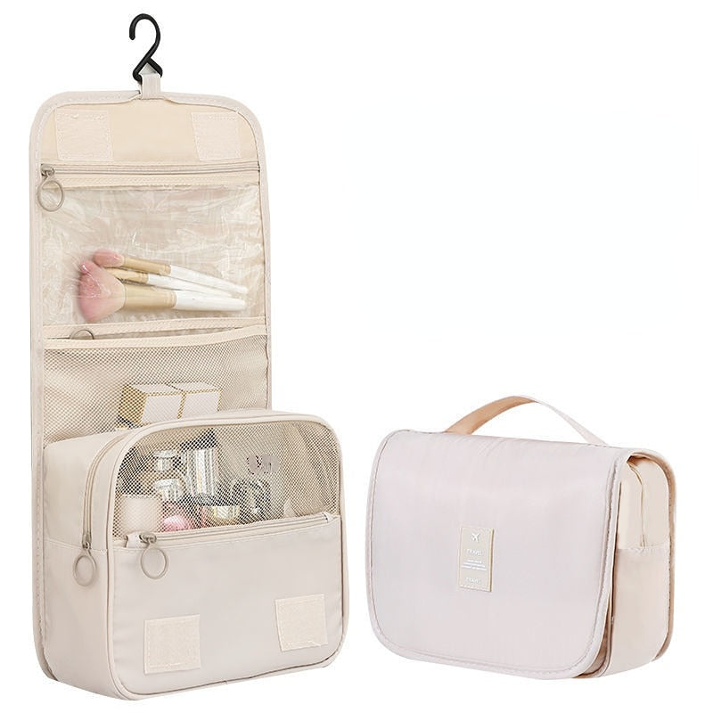 Jetsetter's Glam-On-the-Go Hanging Toiletry Bag